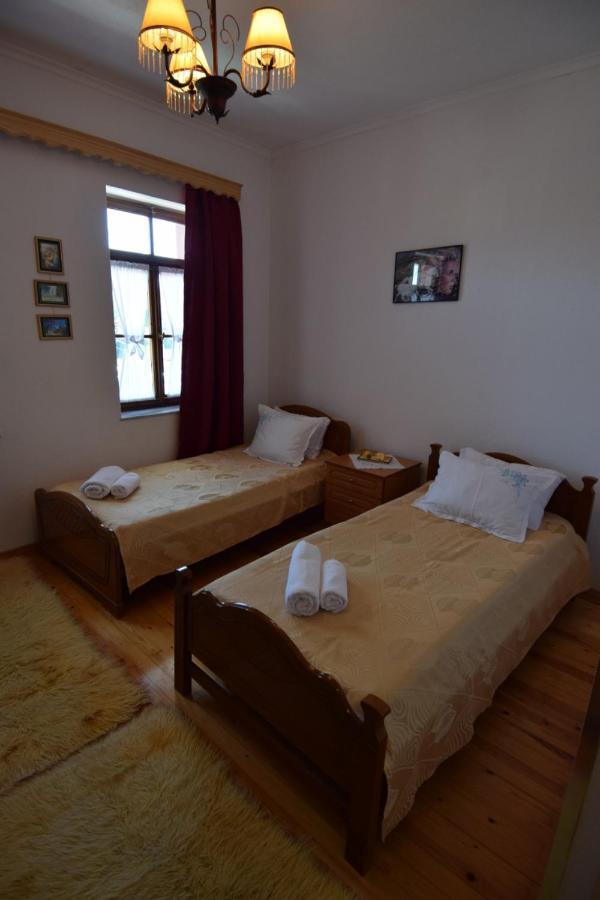 Hotel Brahimi Гірокастра Екстер'єр фото