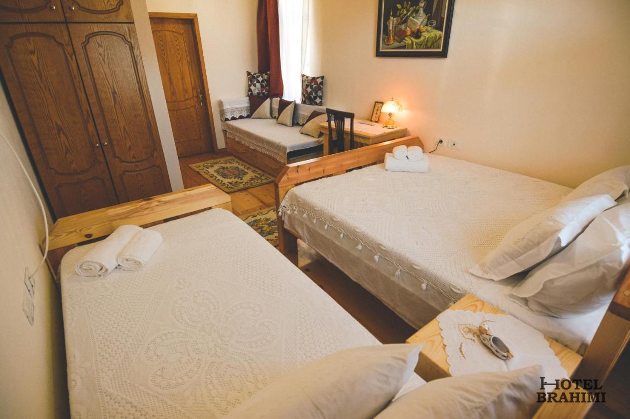 Hotel Brahimi Гірокастра Екстер'єр фото
