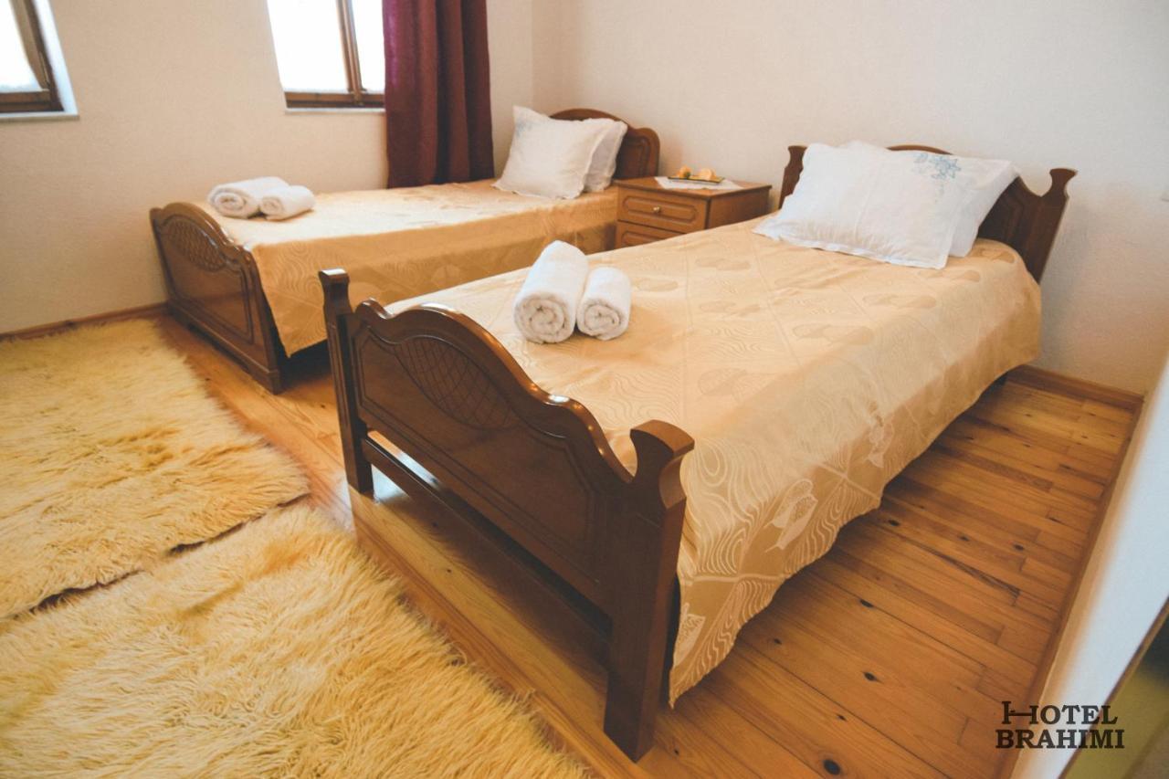 Hotel Brahimi Гірокастра Екстер'єр фото